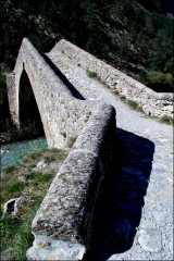 Un pont en Provence-PhotosLP Fallot-Avril 2011 (17).jpg