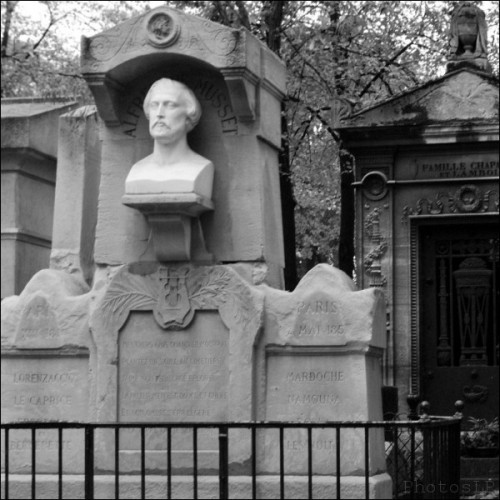 Alfred de Musset-Père Lachaise-PhotosLP Fallot.jpg