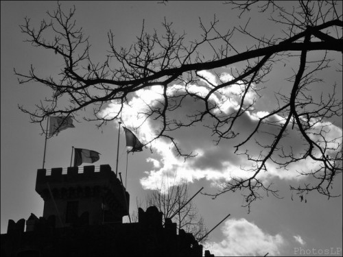 Nuage- Château-Cagnes-PhotosLP.jpg