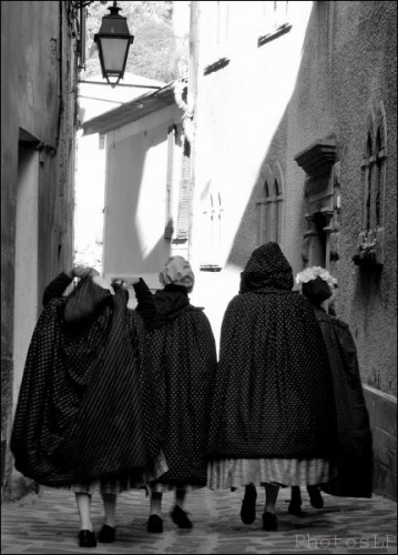 village,alpes-maritimes,crèches,marché de noël,lucéram,photo,noël