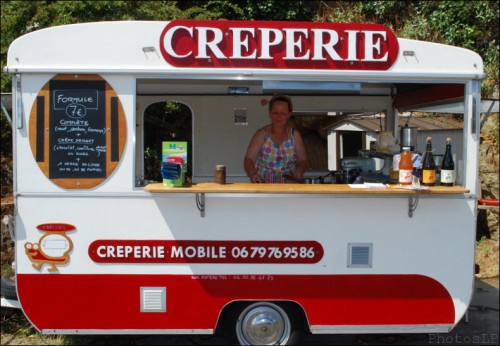 Crêperie mobile à Doëlan -Photo Louis-Paul Fallot.jpg