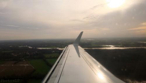 défifoto,photo;photographie;fujifilm x10,nice,nantes,avion,ailes,méditerranée