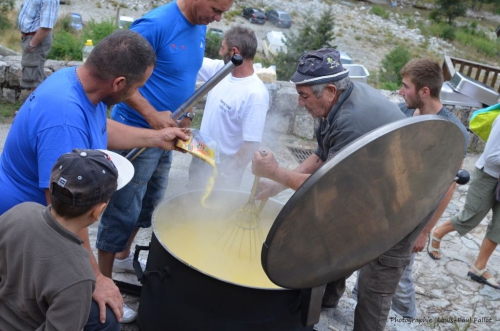 Fête  à Mollières - Photo LP Fallot (3).JPG