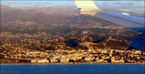 défifoto,photo;photographie;fujifilm x10,nice,nantes,avion,ailes,méditerranée