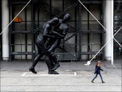 Coup de tête-Adel Abdessemed-Beaubourg-PhotosLP Fallot.jpg