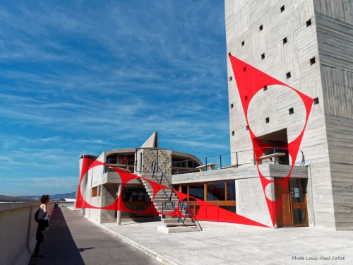 marseille,cité radieuse,le corbusier,felice varini,village,exposition,mamo